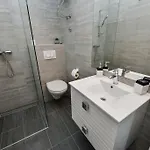 בית הארחה Urban Design זאדאר