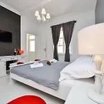 Гостьовий будинок Urban Design 3*